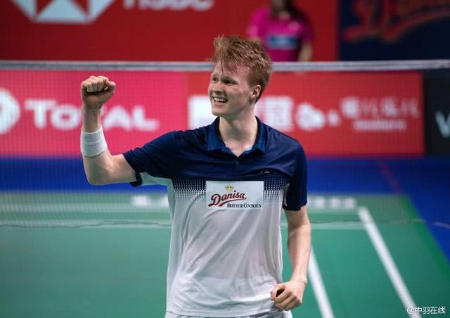 了沉着冷静 了沉着冷静